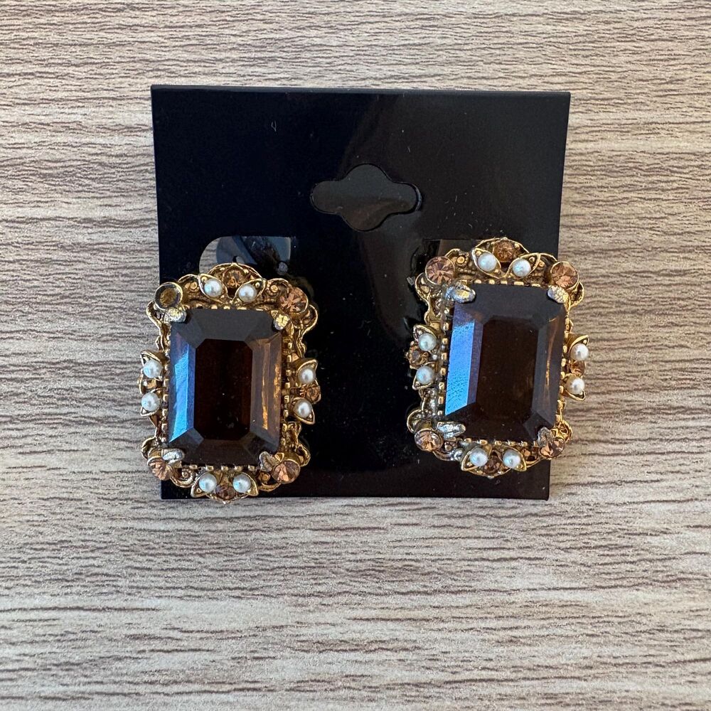Vintage Florenza Clip On Earrings, Purple Crystals & Faux Pearls Goldtone Metal